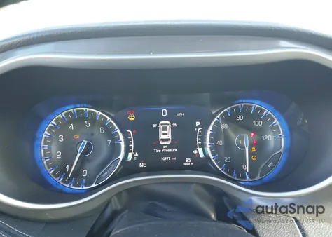 2025 Chrysler Pacifica Select z USA, uszkodzony, nr VIN 2C4RC1BG7SR580242